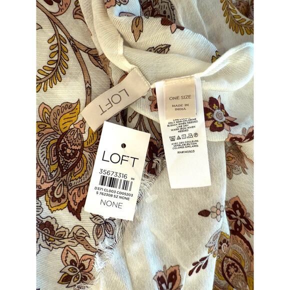 Loft One Size Rectangle Lightweight NWT White Paisley Floral Scarf Wrap Fall - Picture 2 of 5